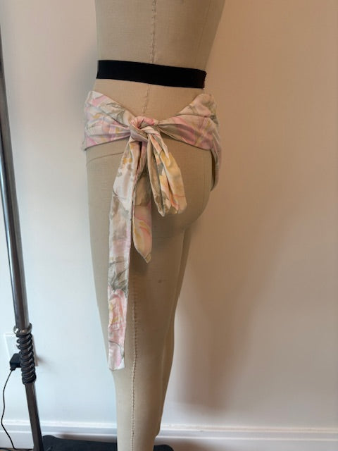 Floral Pleated Side Stash